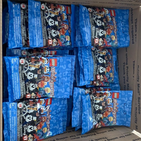Lot of 77 Disney LEGO series 2 mini fig grab bags. - Picture 3 of 3
